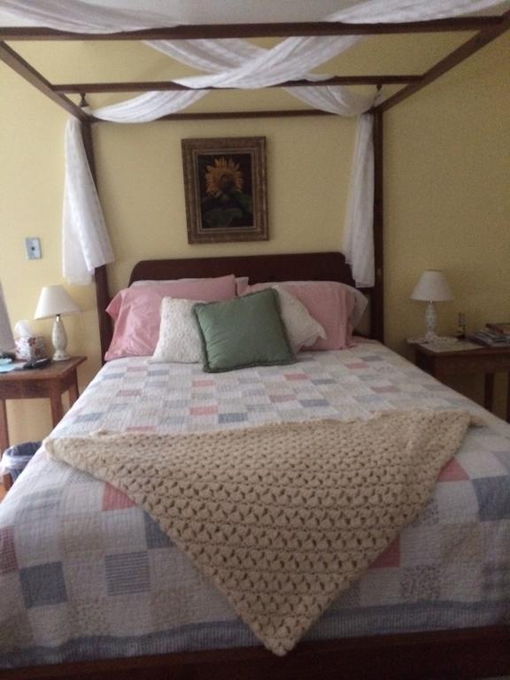 Joy House B And B Dennisport Habitación foto